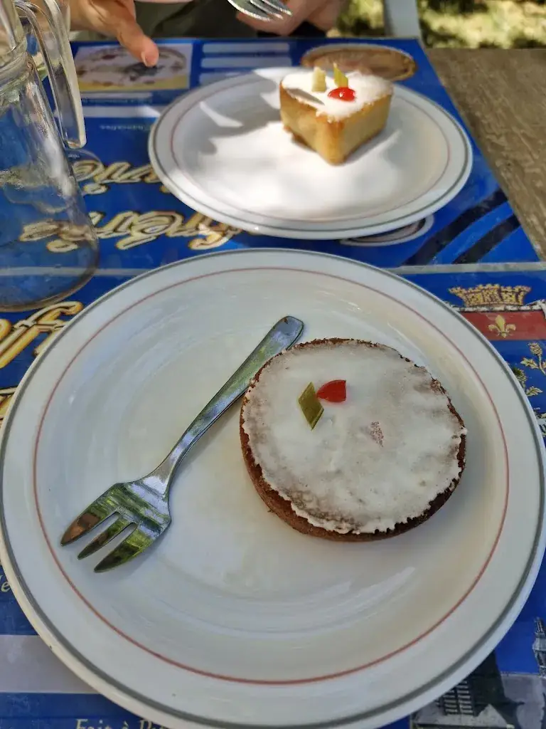 Alexandre Ribeiro_Les lutins joyeux_Yèvre-la-Ville_review