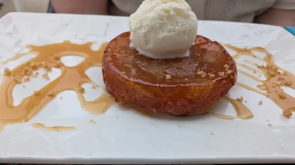 Florian Bernard_Le Relais de L'Auzon_Gournay_recensione