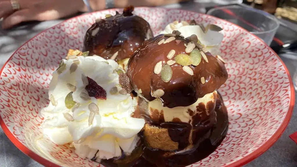 La Salamandre_Thoury_slider_image_3