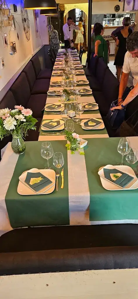 Jacky SAÜN_Le Commerce_Courville-sur-Eure_review