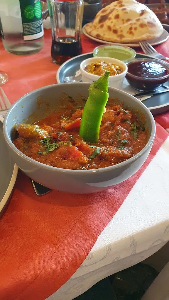 Hervé irwin_Namaste_Épernon_review