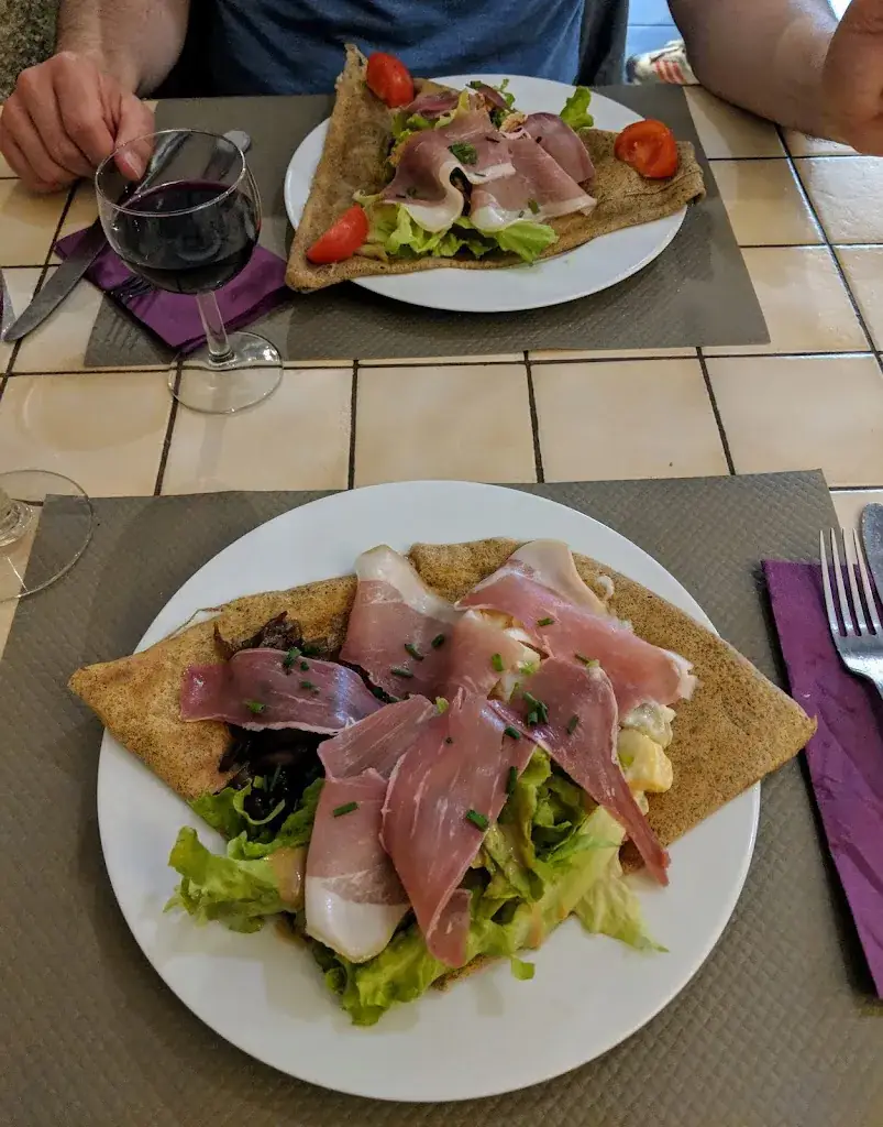 Licia Capra_Crêperie Restaurant LA BLANCHE HERMINE Langeais_Langeais_review