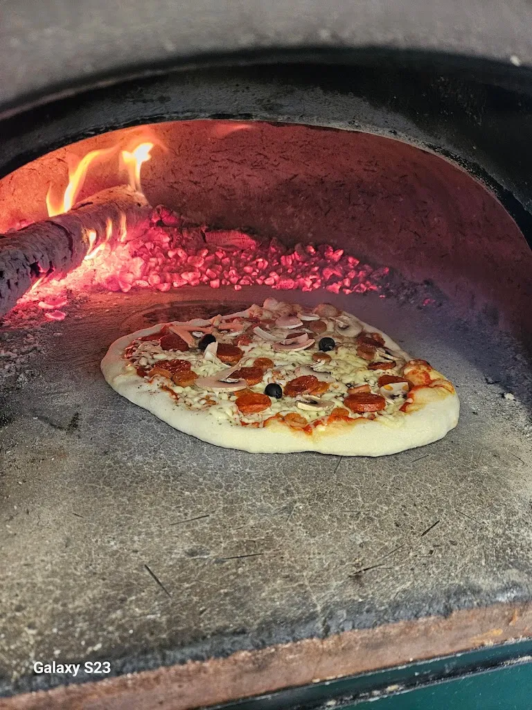 Menu_Chez julio pizza_Cinq-Mars-la-Pile_image_5