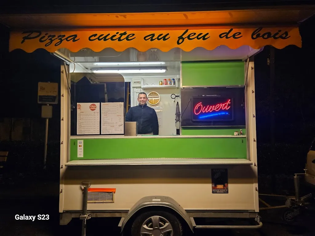 Chez julio pizza_Cinq-Mars-la-Pile_slider_image_2