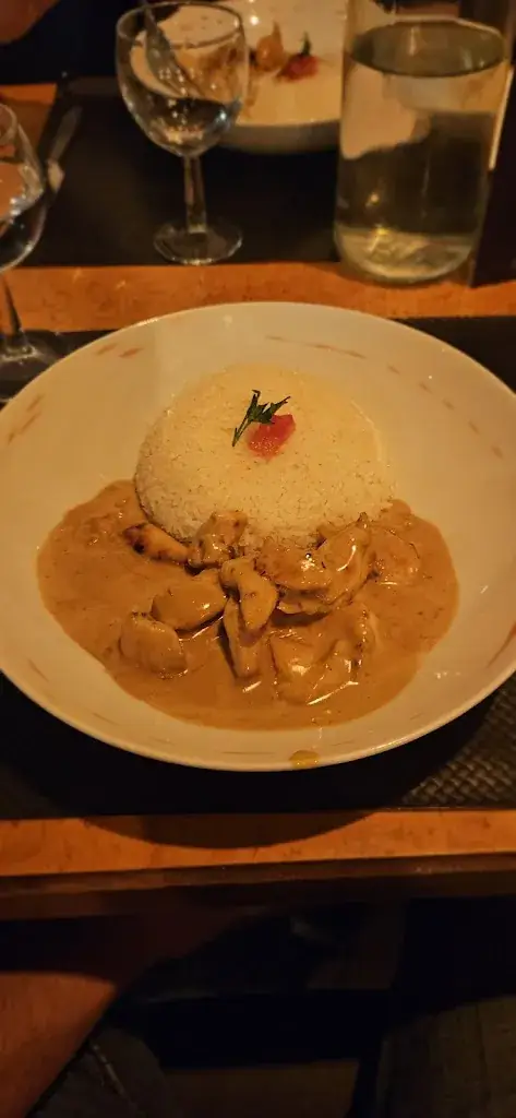 Andrea Vatteroni_Le Continental_Dammarie-les-Lys_review