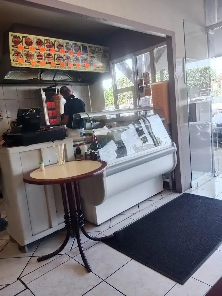 Restaurant EZO_Dammarie-les-Lys_slider_image_3