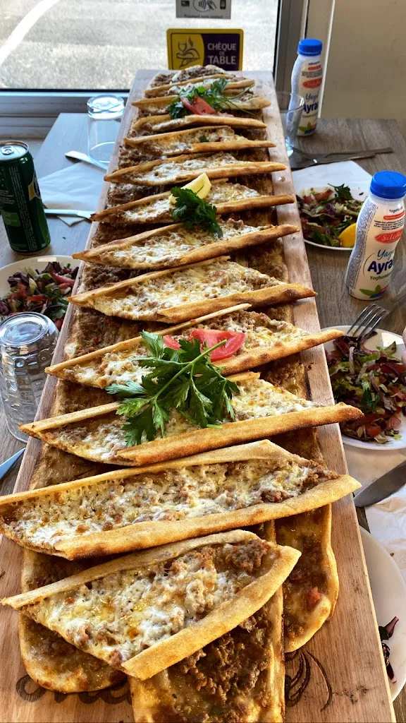 Mooro Cengiz_Mevlana etliekmek Grill_Dammarie-les-Lys_review