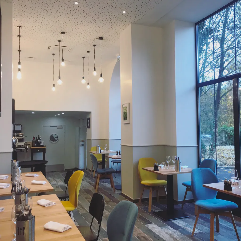 Le bistro de la grande maison_Mée-sur-Seine_slider_image_1