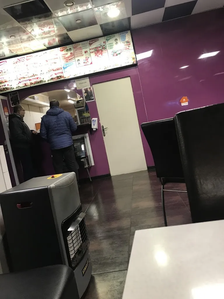 Burger D'Lys_Dammarie-les-Lys_slider_image_3