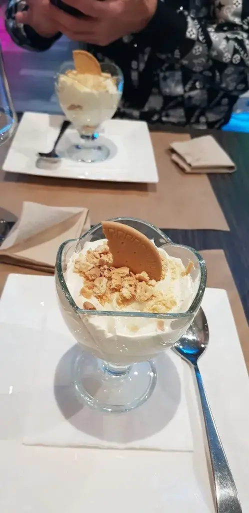 Eugenia Da Cruz Lisboa_Le Palace du Lys_Dammarie-les-Lys_review