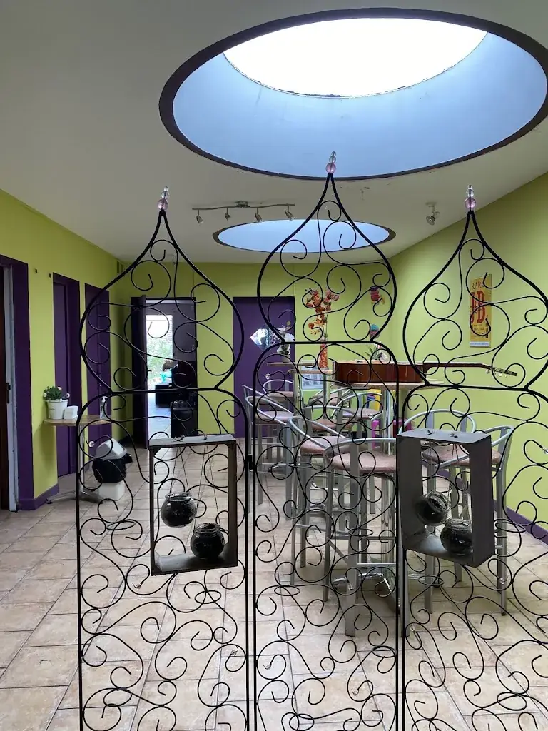 Le Café des Sportifs restaurant in Dun-sur-Auron