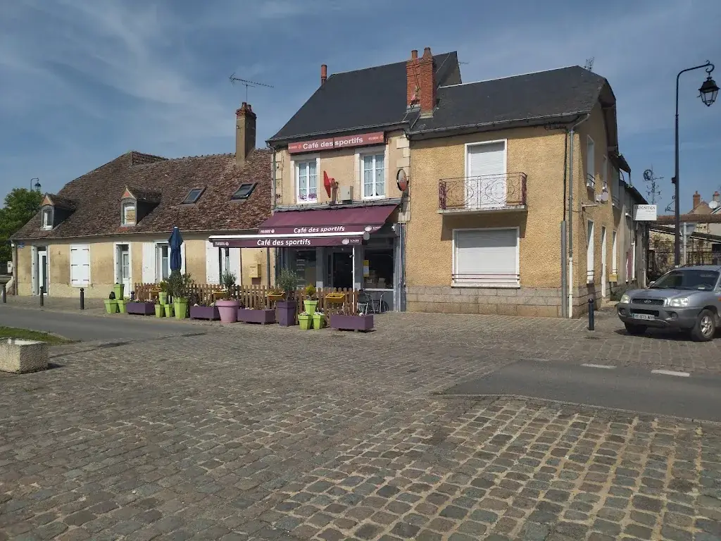Le Café des Sportifs_Dun-sur-Auron_slider_image_3