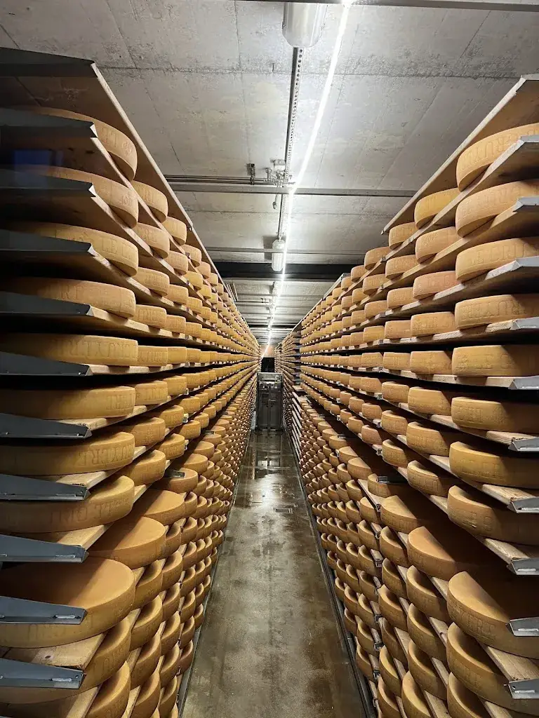 GruyèResto Sàrl restaurant in Pringy