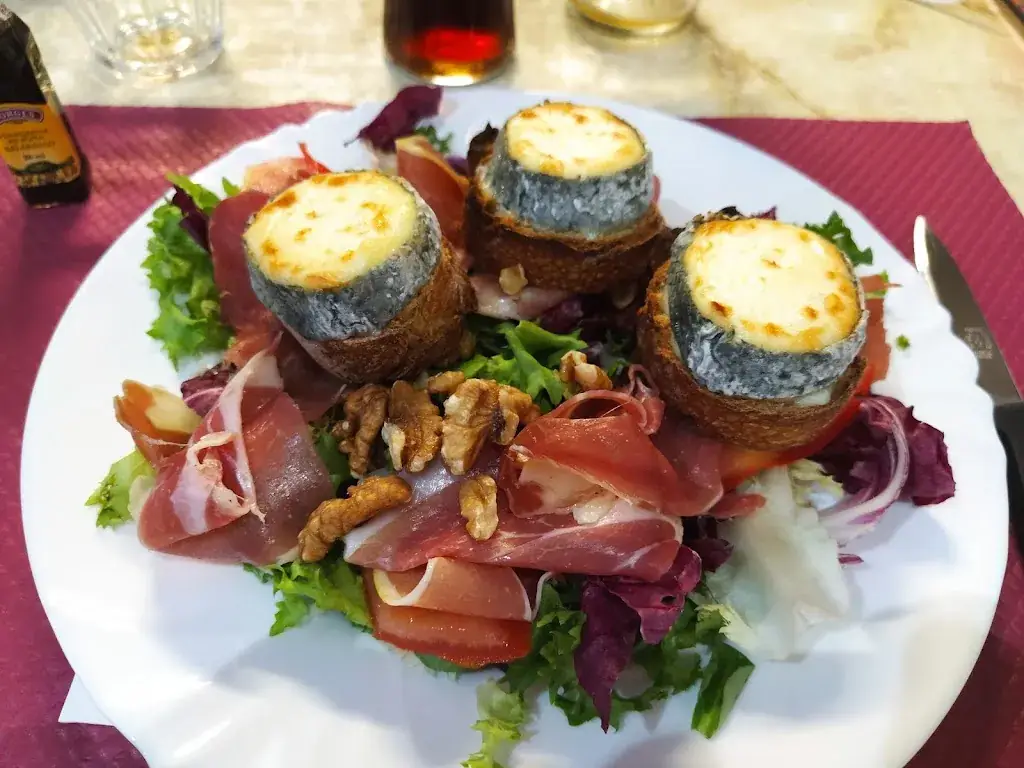 Le Grand Cafe_Écueillé_slider_image_2