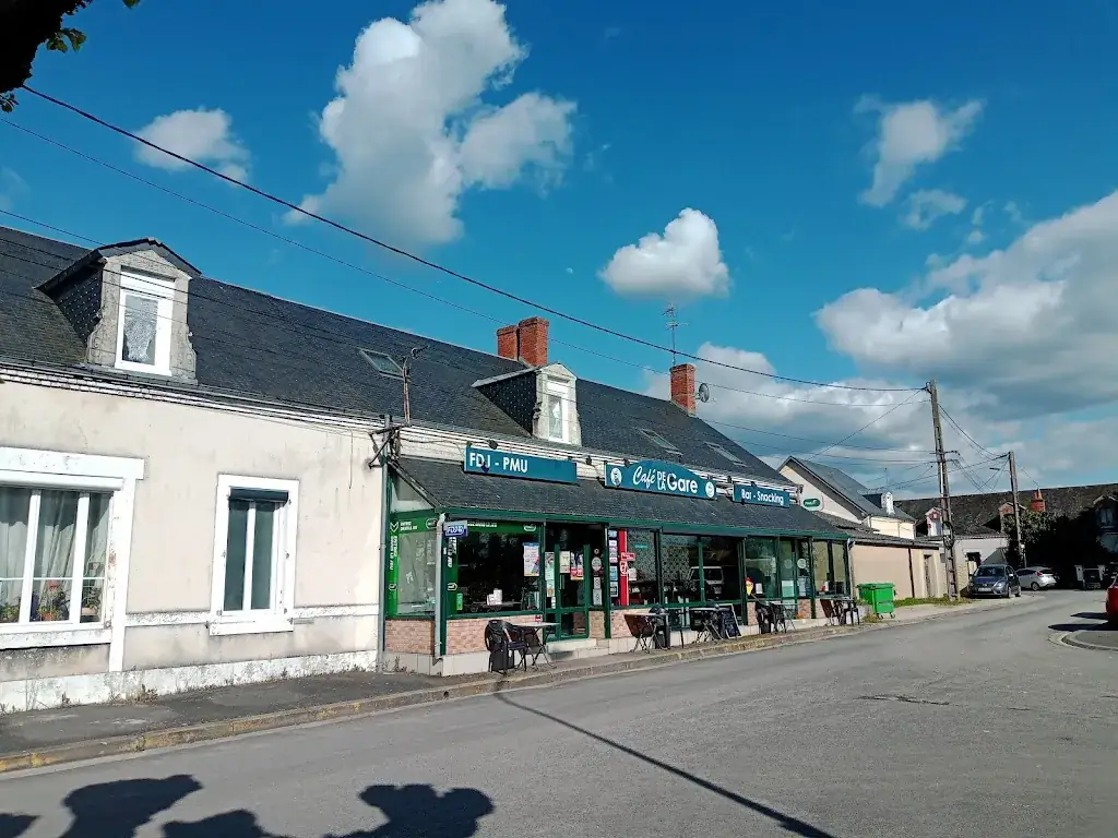 Café de La Gare_Foëcy_slider_image_3