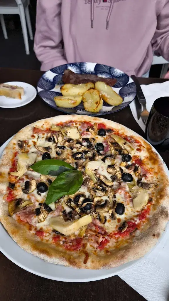 Ristorante Caffe Dante_Dreux_slider_image_3