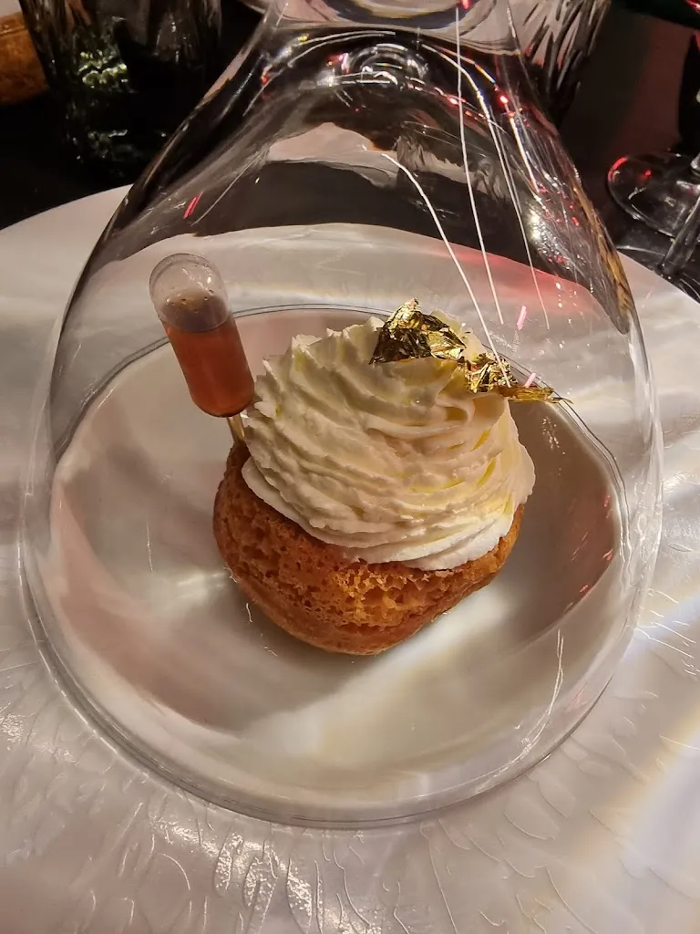 1_Dreux_slider_image_2