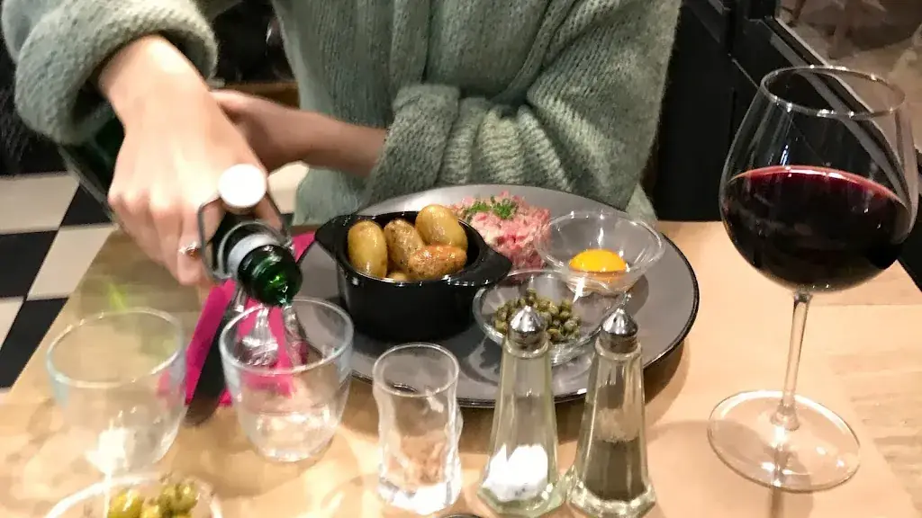 Antti Karvanen_Minute Cocotte_Dreux_review