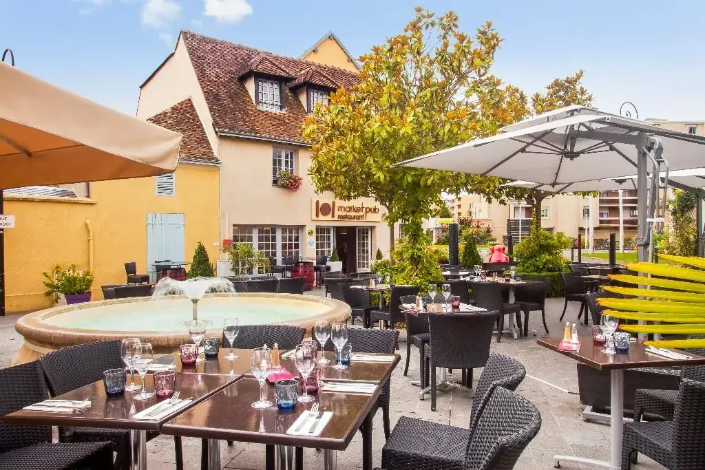 Market Pub_Dreux_slider_image_1