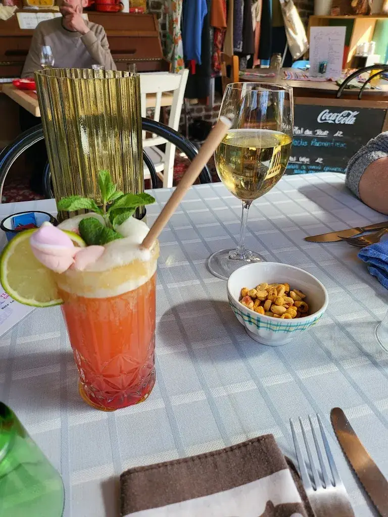 jem_Chez les Sister's_Dreux_review