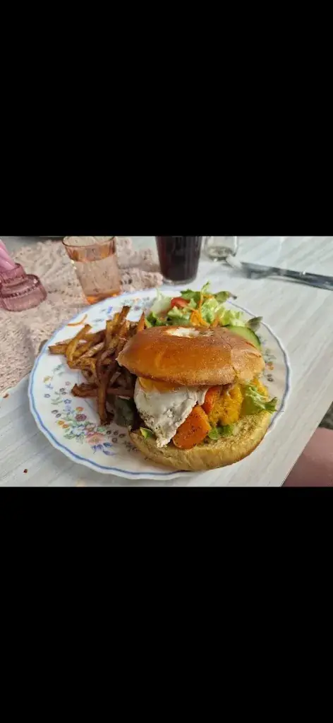 Soraya_Chez les Sister's_Dreux_review