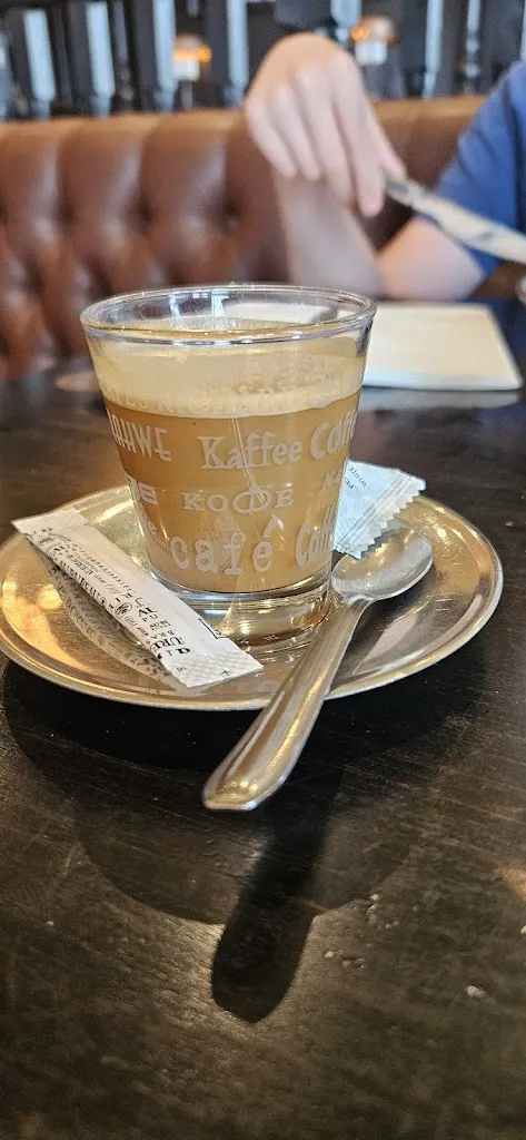 Joanna Powell_Au Bureau - Pub et Brasserie_Dreux_review