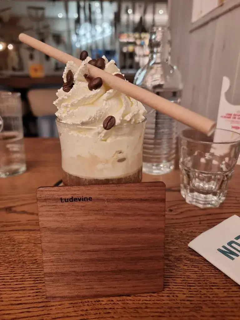 Wayne Dodds_Léon Fish Brasserie - Dreux_Dreux_review