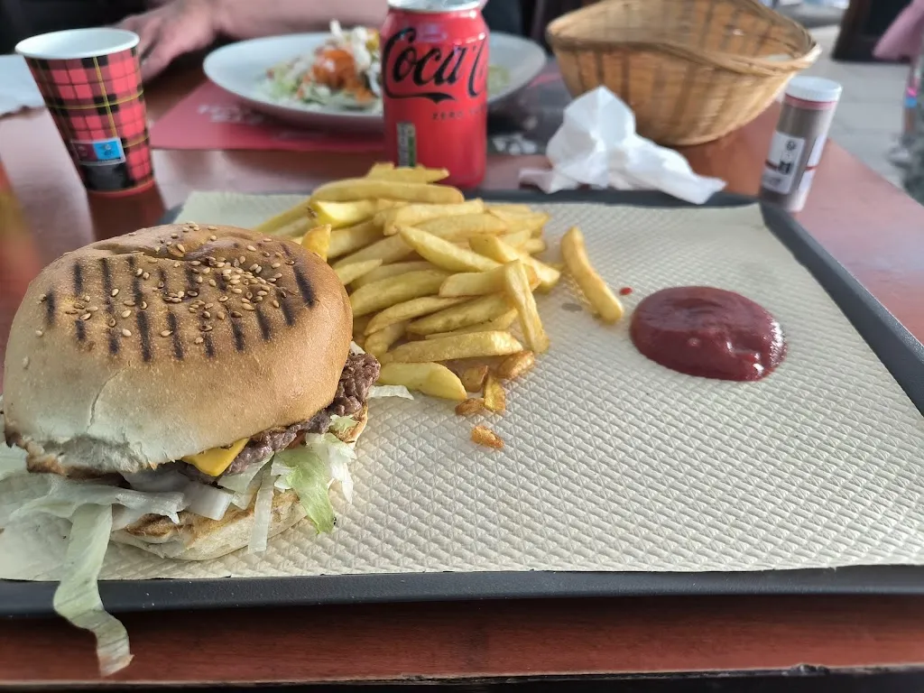 Jean-Philippe PERRAULT_Kahina_Fay-aux-Loges_review