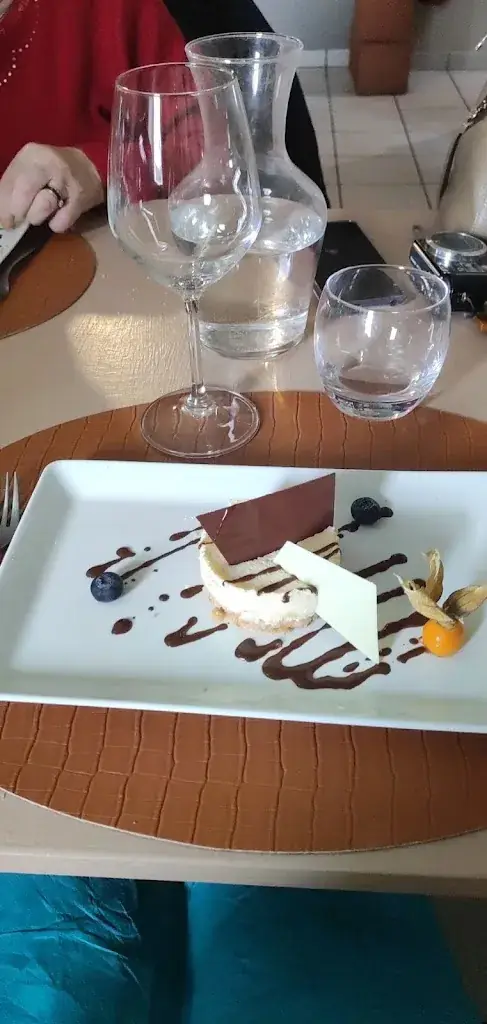 Menu_Auberge du Cheval Blanc_Sully-la-Chapelle_image_9