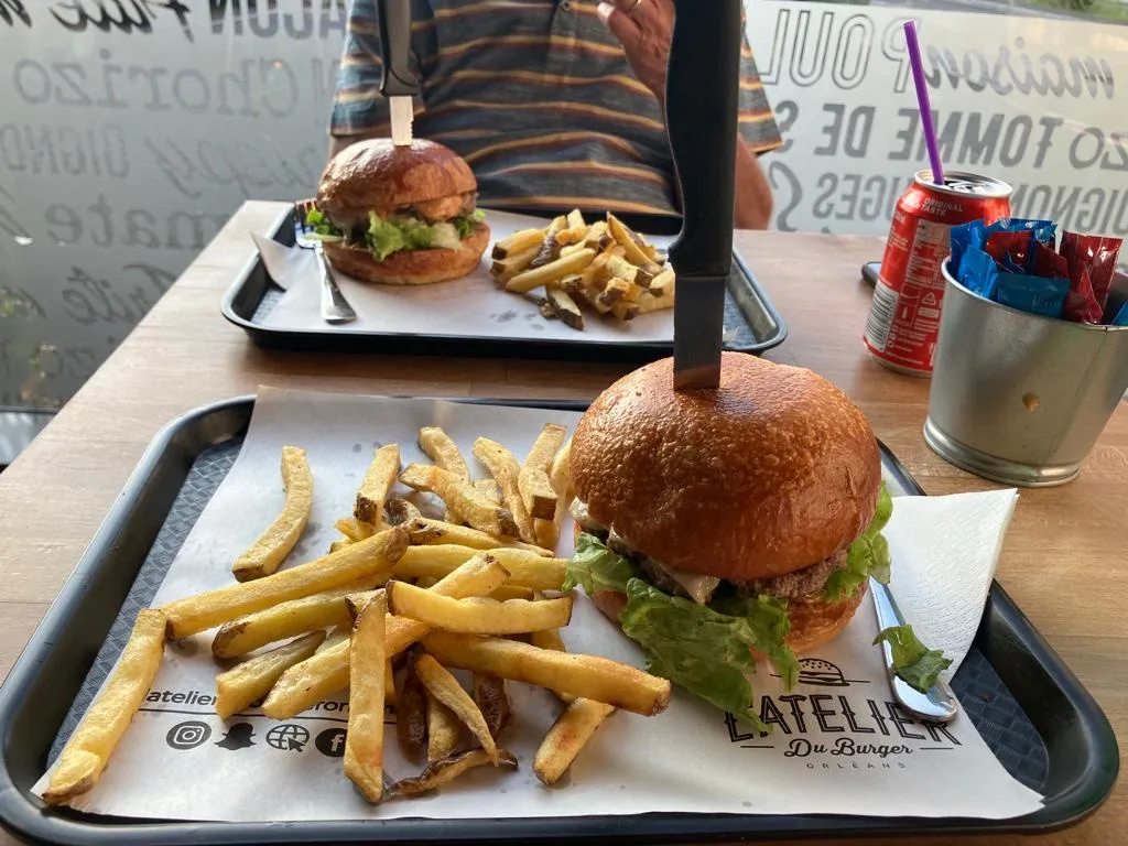 Brian Gosling_L'atelier du Burger Fleury les Aubrais_Fleury-les-Aubrais_reseña