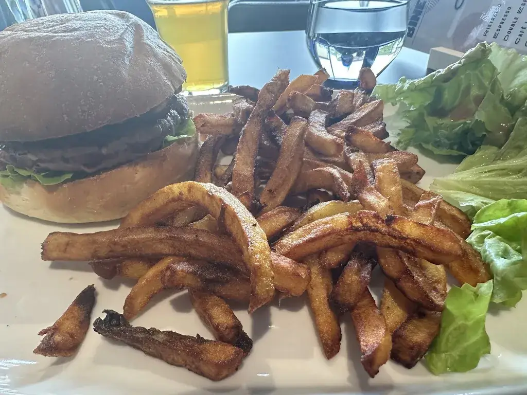 Patrick HENRY_Bine Gramen_Ampuis_review