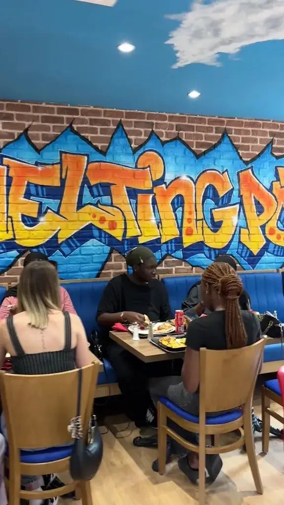 Melting Pot Food Court_Corbeil-Essonnes_slider_image_2