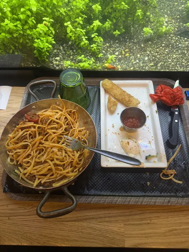 Melting Pot Food Court_Corbeil-Essonnes_slider_image_3