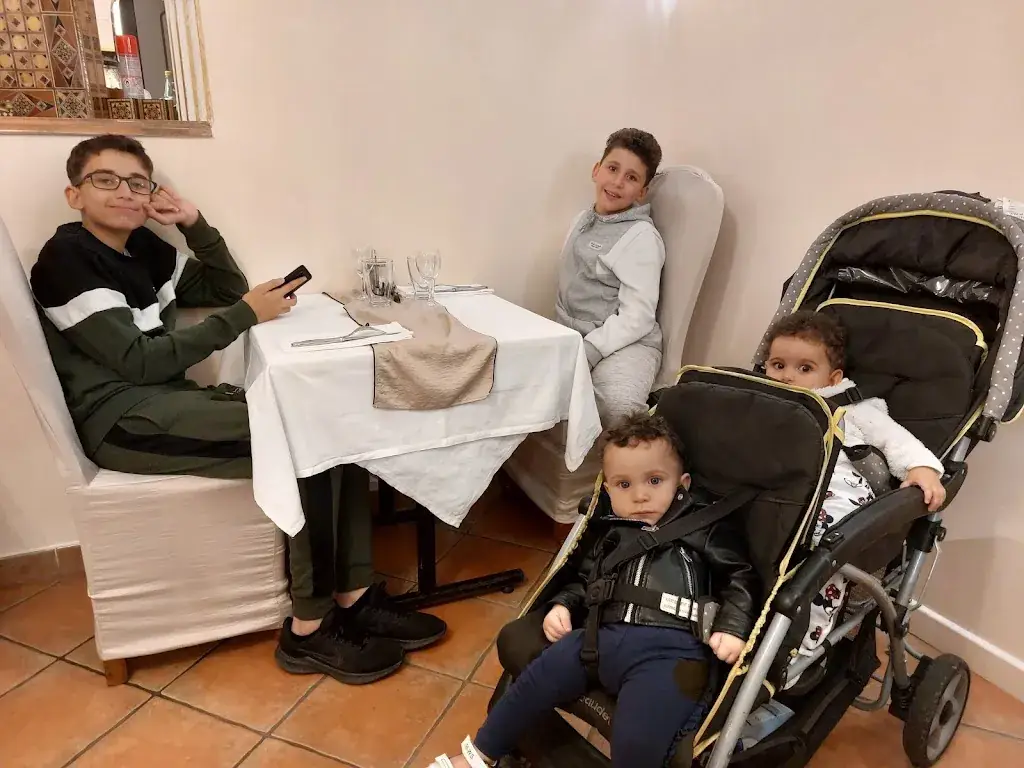 Majed Afana_L'Orient Corbeil_Corbeil-Essonnes_recensione