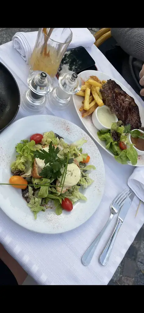 Chanez Ouchene_Restaurant O’Trois_Corbeil-Essonnes_review