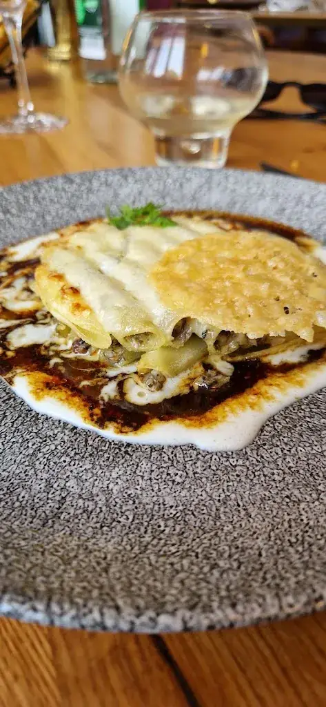 Menu_Aux _ _ Armes de France_Corbeil-Essonnes_image_8