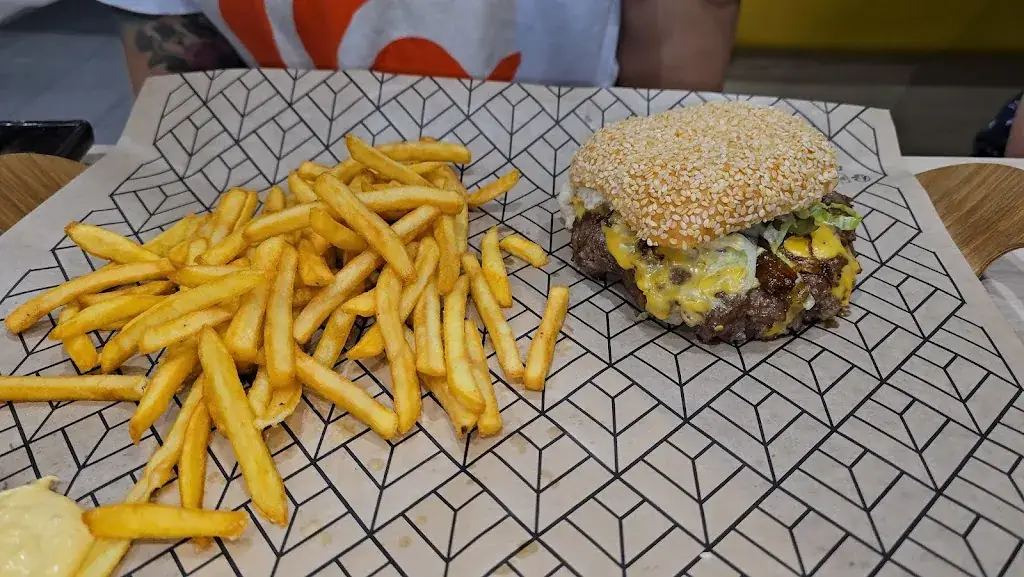 DJ KU3E_La Maison Du Tacos_Corbeil-Essonnes_review