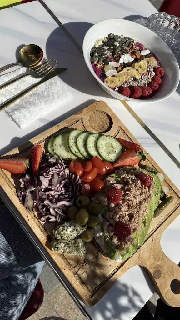 Mariia Povaloi_Le Jardin des Corbeilles_Chevilly-Larue_review