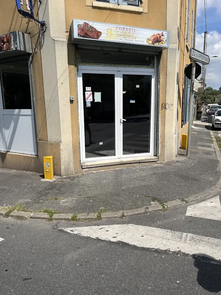 Corbeil Soleil restaurant in Corbeil-Essonnes