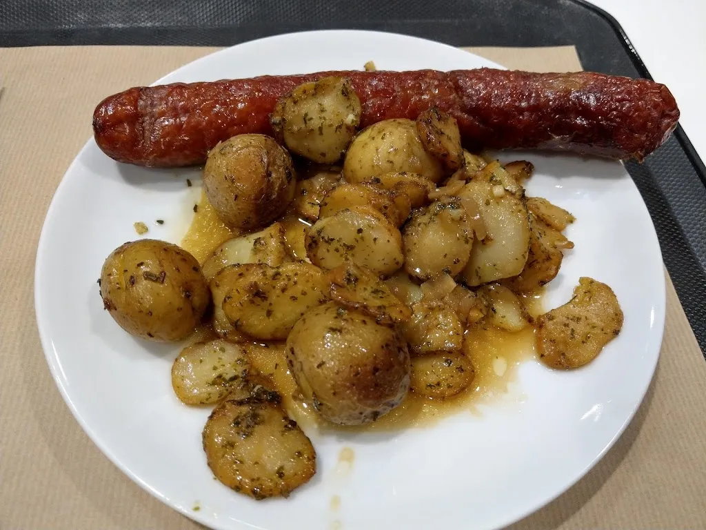 Eddy Ho_Territoires de France - AUTOGRILL Chartres-Gasville A11_Mainvilliers_review