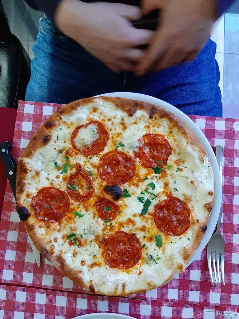 Menu_DELLA CASA UGO_Hanches_image_6