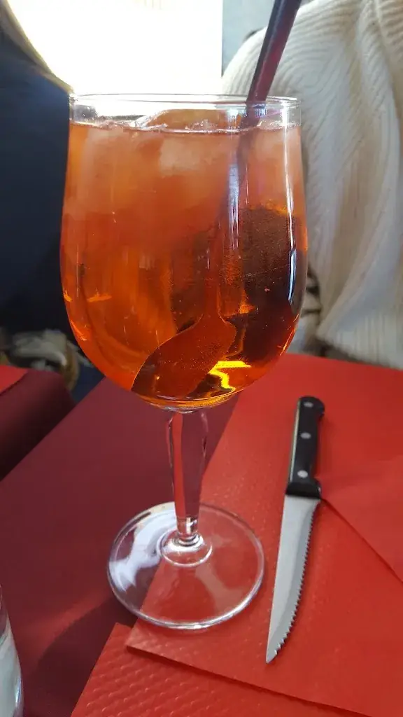 Menu_DELLA CASA UGO_Hanches_image_7