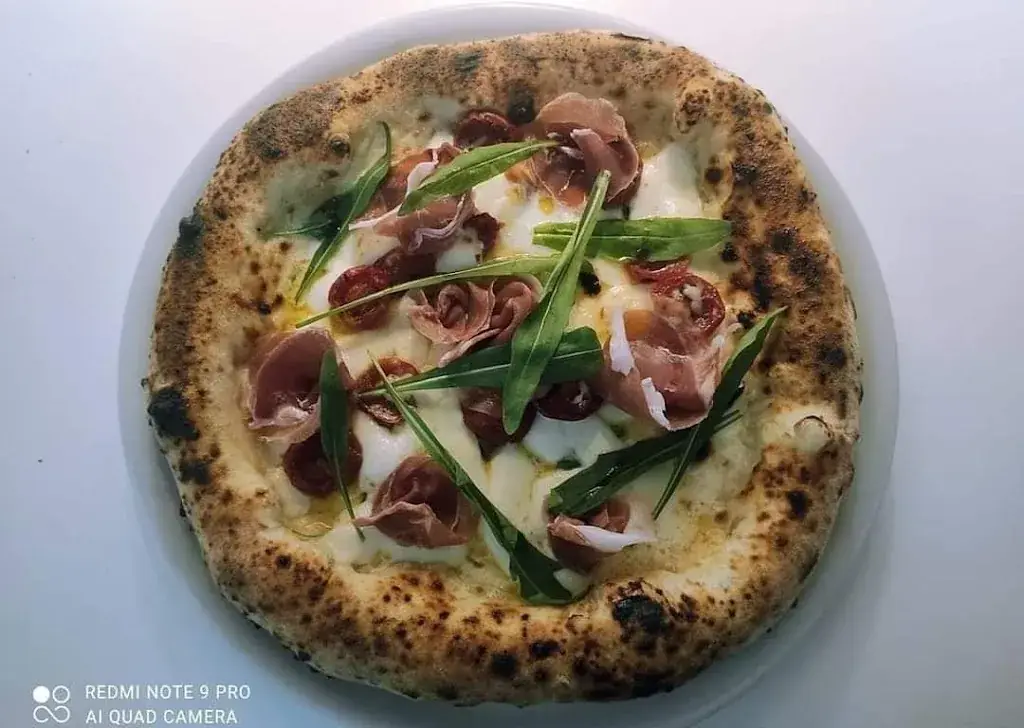 DELLA CASA UGO_Hanches_slider_image_3