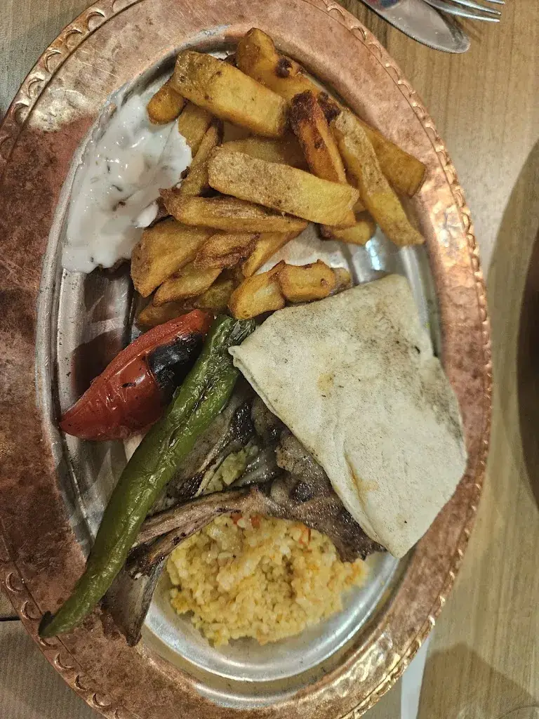 Menu_Alaturka Restaurant_Dordives_image_6