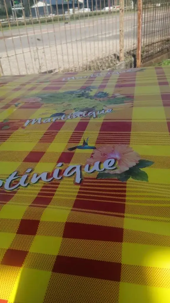 MADIN RESTO restaurant in Dordives