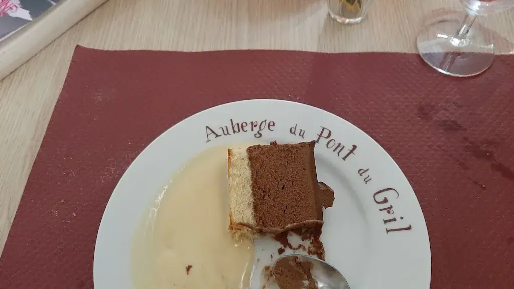 Joyce Good_Auberge du Pont du Gril_Griselles_review