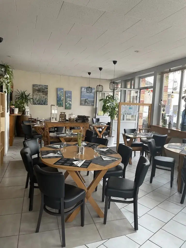 Le Cheval blanc_Château-Landon_slider_image_1