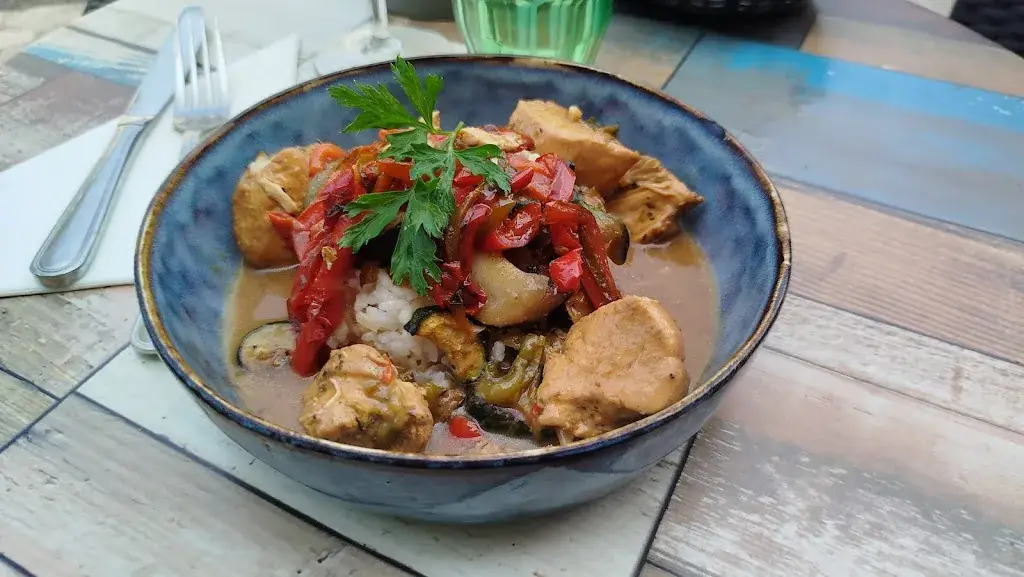 Le Cheval blanc_Château-Landon_slider_image_3