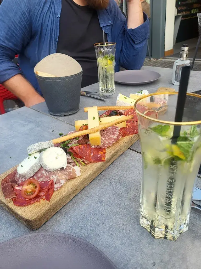 Bad. B_L’ACTE 08_Fondettes_review