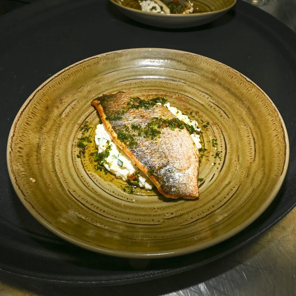 Restaurant Rive Blanche_Saint-Cyr-sur-Loire_slider_image_2